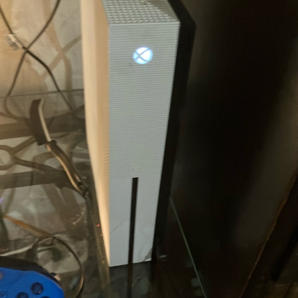 Xbox one with controller